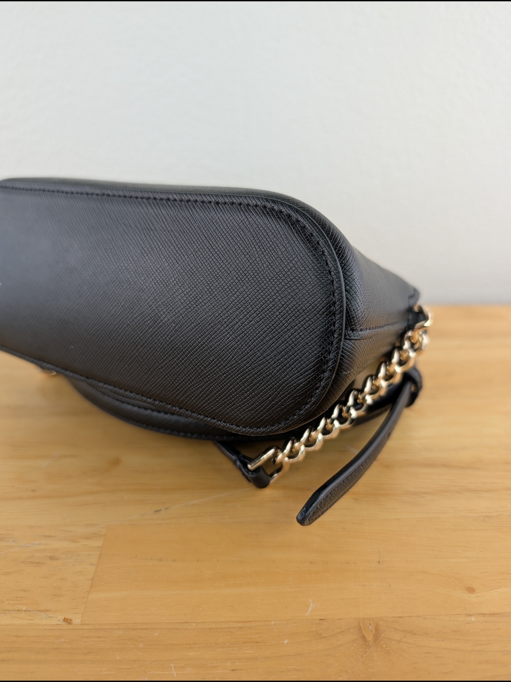 Kate Spade Black Saffiano Leather Crossbody Bag Dome Silhouette Gold-Tone Chain - Picture 9 of 13